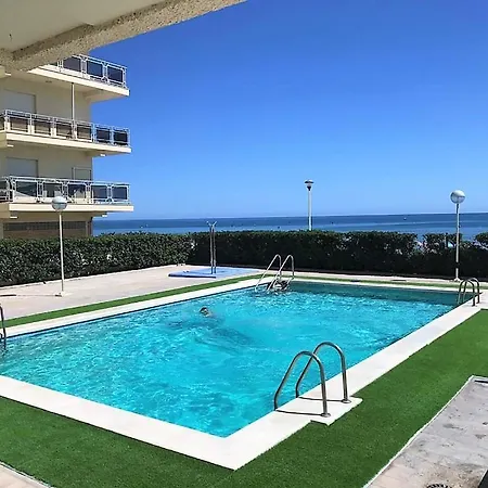 Peaceful In A Beachfront Complex